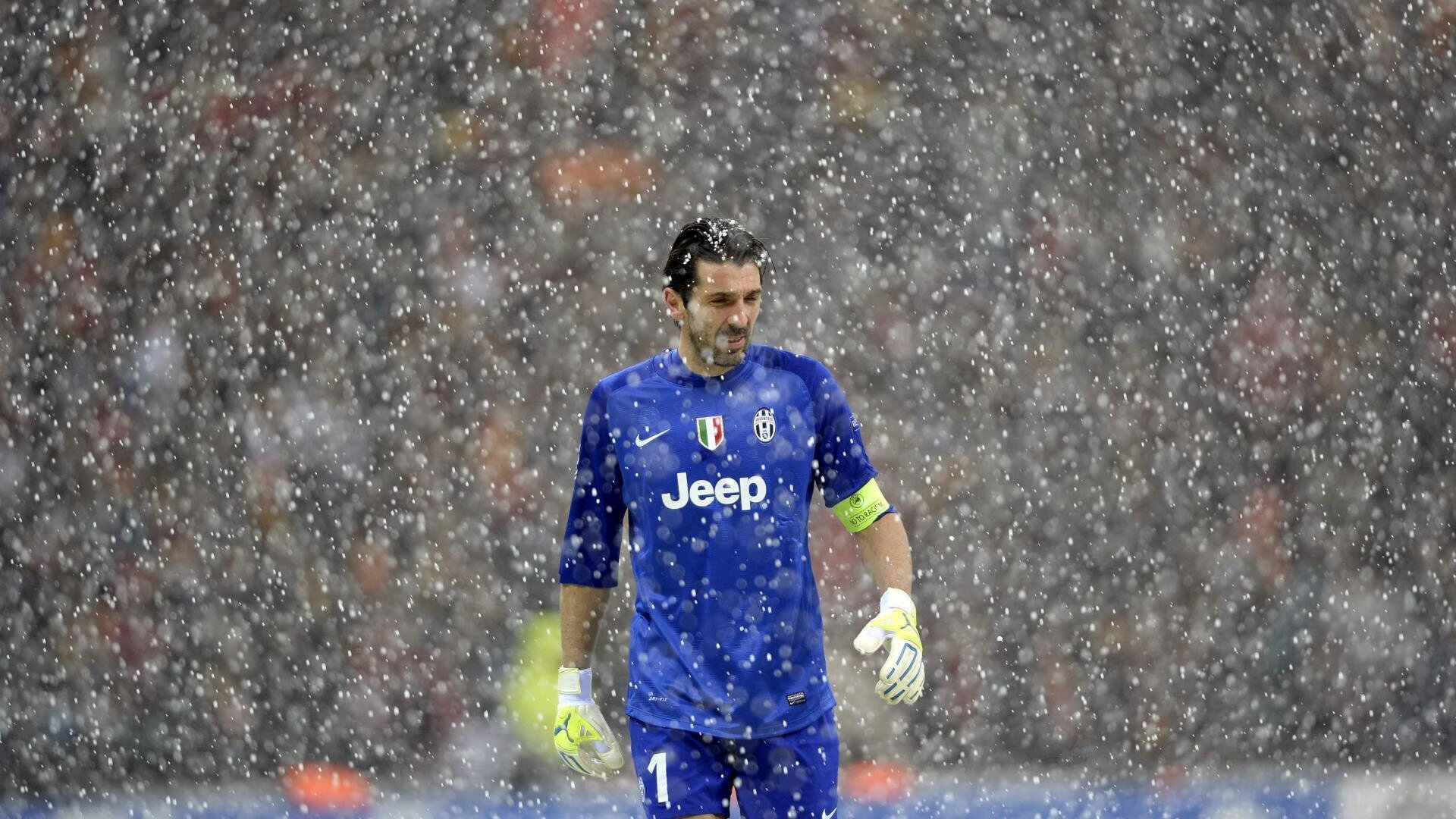 网球赛场焦点！巴西队对阵德国队，战术博弈精彩纷呈，教练斗智斗勇